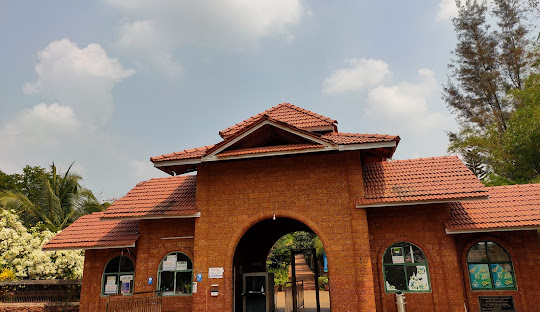 Malayala Manorama 	(Malayalam)